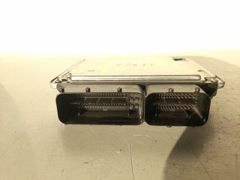 Recambio de centralita motor uce para skoda octavia lim. (nx3) ambition referencia OEM IAM 05E907309G 0261S21826 