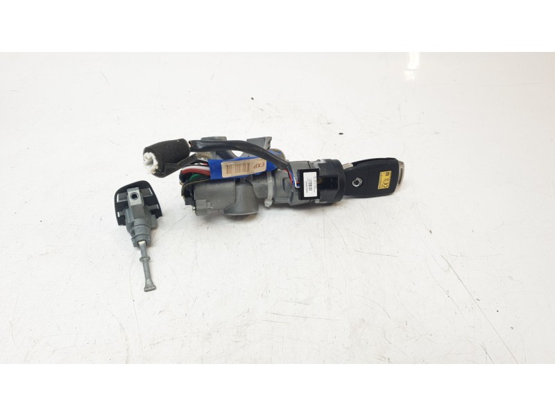 Recambio de conmutador de arranque para ssangyong tivoli urban 4x2 referencia OEM IAM 8692035000  