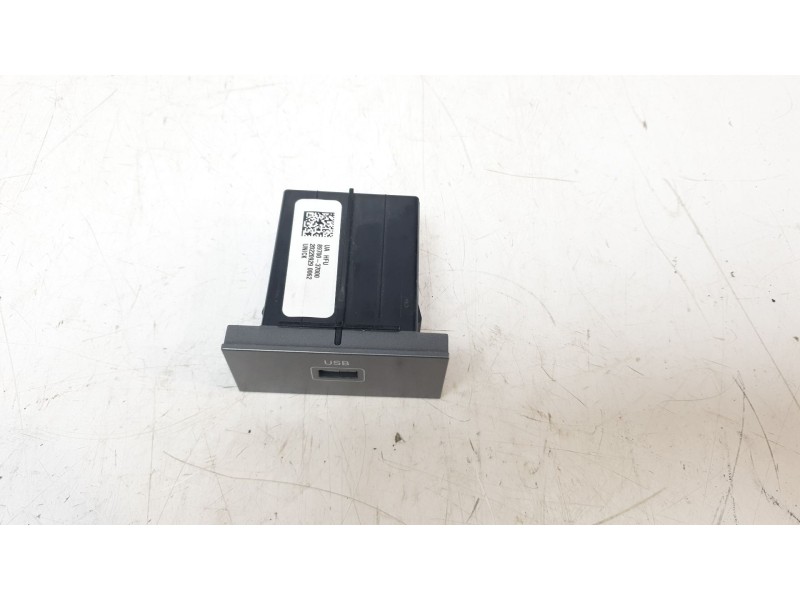 Recambio de modulo electronico para ssangyong tivoli urban 4x2 referencia OEM IAM 8970037000  