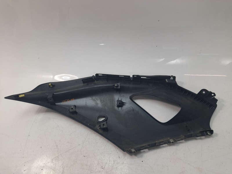 Recambio de carenado delantero derecho para yamaha yzf-r 7 yzf-r 7 referencia OEM IAM BEB2835V00  