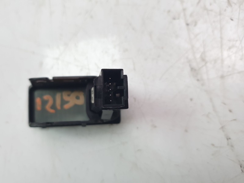 Recambio de warning para volvo xc90 i (275) d5 awd referencia OEM IAM 30739319  