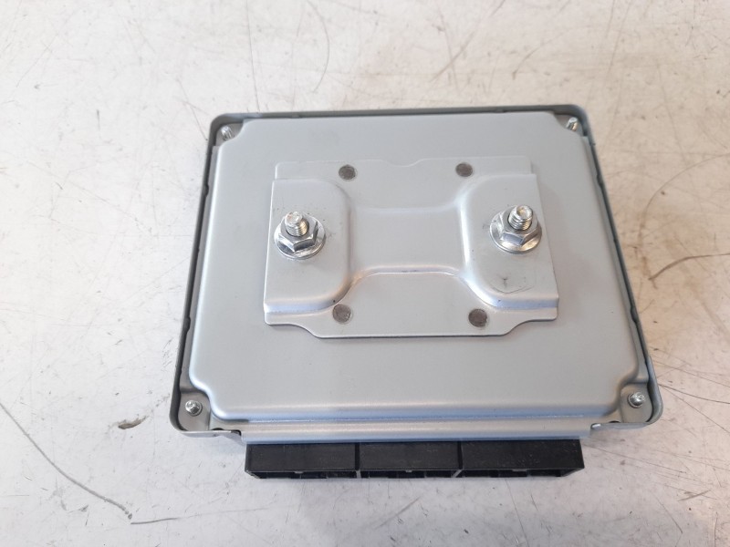 Recambio de modulo electronico para mitsubishi l 200 (kl0/kj0) basis doppelkabine 4wd referencia OEM IAM 8631B720  