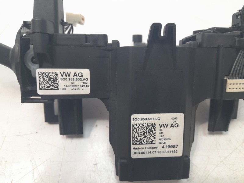 Recambio de mando multifuncion para skoda kamiq (nw4) 1.5 tsi referencia OEM IAM 5Q0953502AJ  