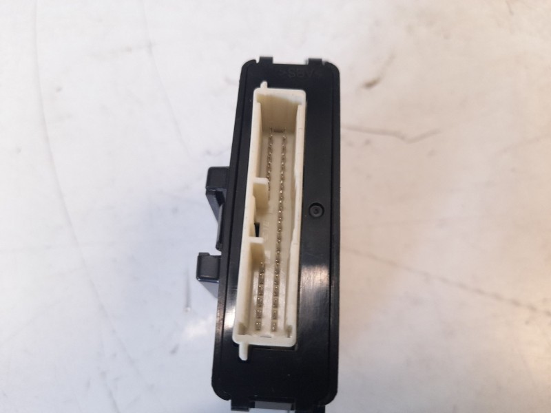 Recambio de modulo electronico para mitsubishi l 200 (kl0/kj0) basis doppelkabine 4wd referencia OEM IAM 1640A069  