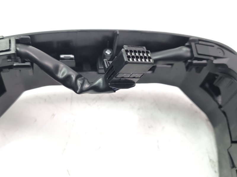 Recambio de mando volante para toyota rav4 referencia OEM IAM 4Y8N5C  