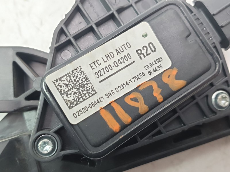 Recambio de potenciometro pedal para kia xceed drive referencia OEM IAM 32700G4200  