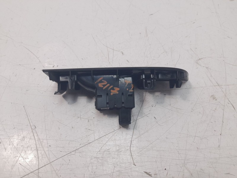 Recambio de mando elevalunas trasero izquierdo para skoda kamiq (nw4) 1.5 tsi referencia OEM IAM 5G0959855K  