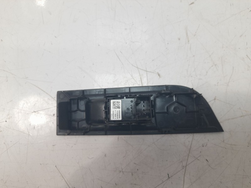 Recambio de mando elevalunas trasero izquierdo para skoda kamiq (nw4) 1.5 tsi referencia OEM IAM 5G0959855K  