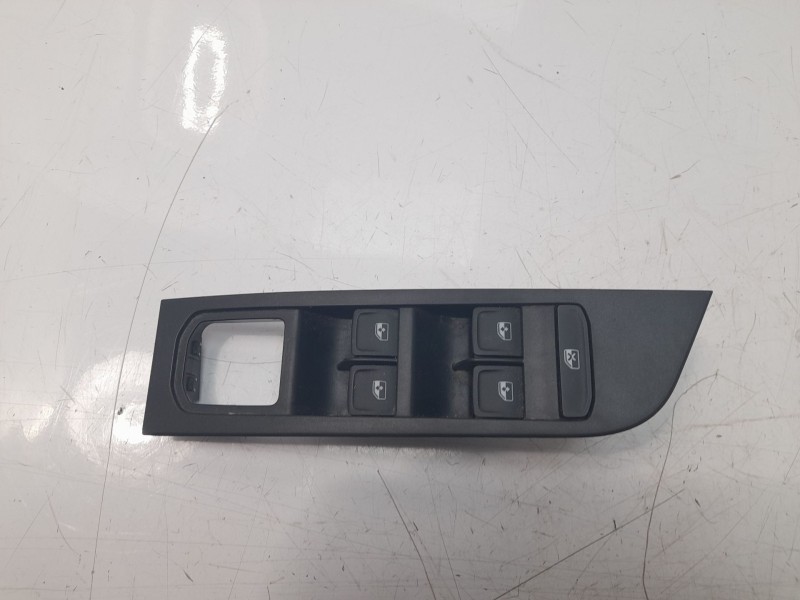 Recambio de mando elevalunas delantero izquierdo para skoda kamiq (nw4) 1.5 tsi referencia OEM IAM 5G0959857D  