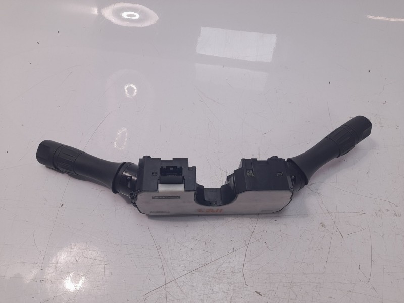 Recambio de mando multifuncion para nissan juke (f15) ultimate edition referencia OEM IAM 255601KK0B  