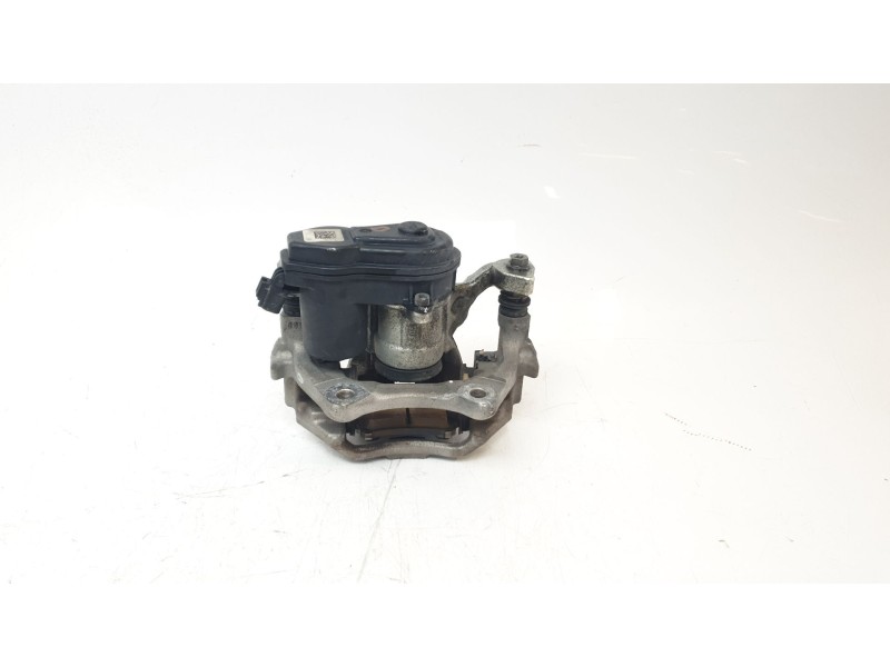 Recambio de pinza freno trasera derecha para toyota corolla (e21) referencia OEM IAM A006B119B  