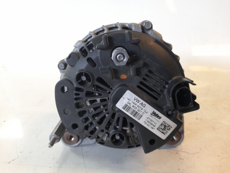 Recambio de alternador para audi a3 sportback (8vf) 30 tdi s line referencia OEM IAM   