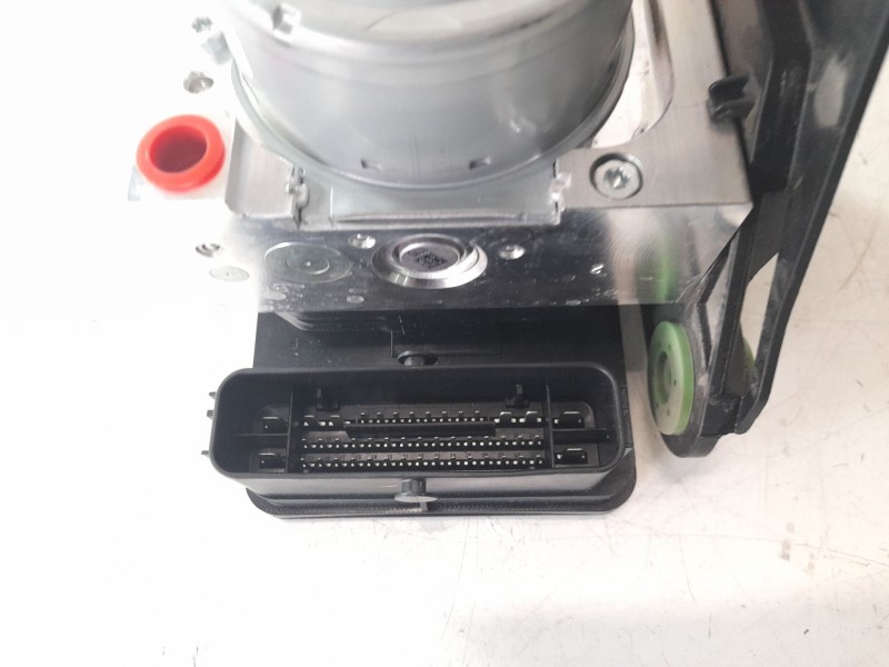 Recambio de abs para skoda octavia lim. (nx3) ambition referencia OEM IAM 5WA614517BM  