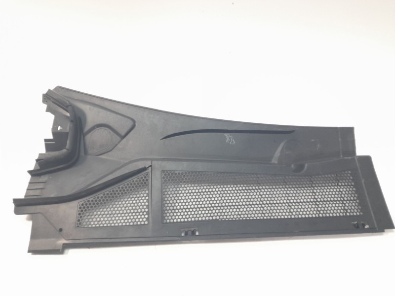 Recambio de torpedo para opel astra 5p elegance referencia OEM IAM 9831551280  