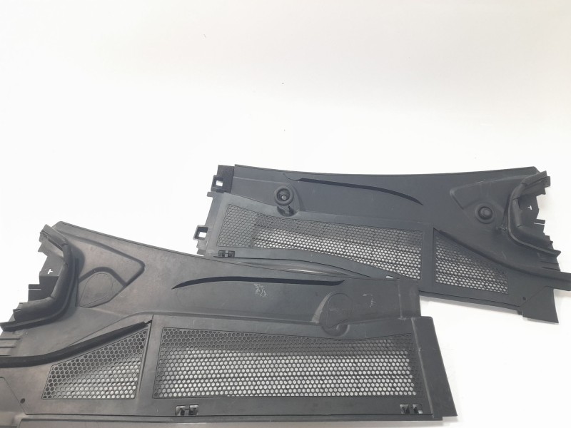 Recambio de torpedo para opel astra 5p elegance referencia OEM IAM 9831551280  