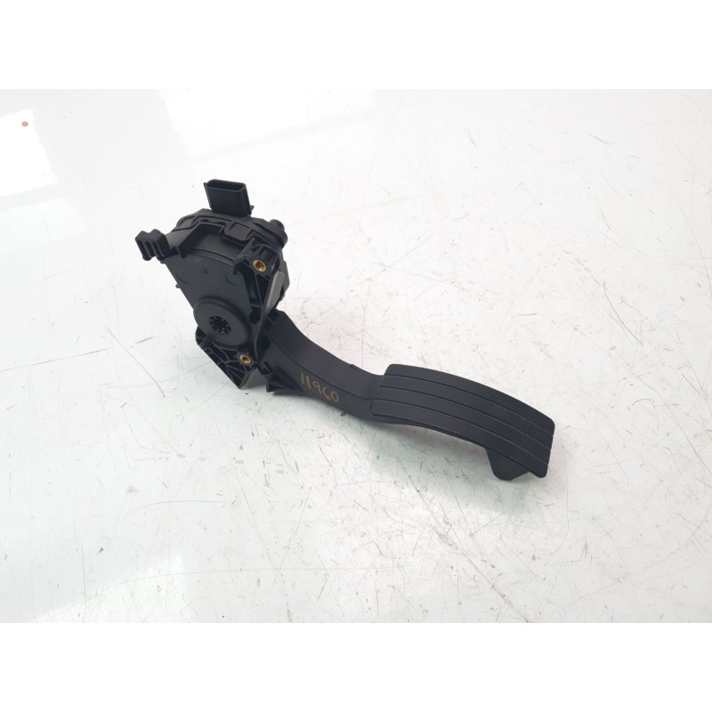 Recambio de potenciometro pedal para smart fortwo coupe electric drive / eq pull&bear (453.391) referencia OEM IAM A4532900800  