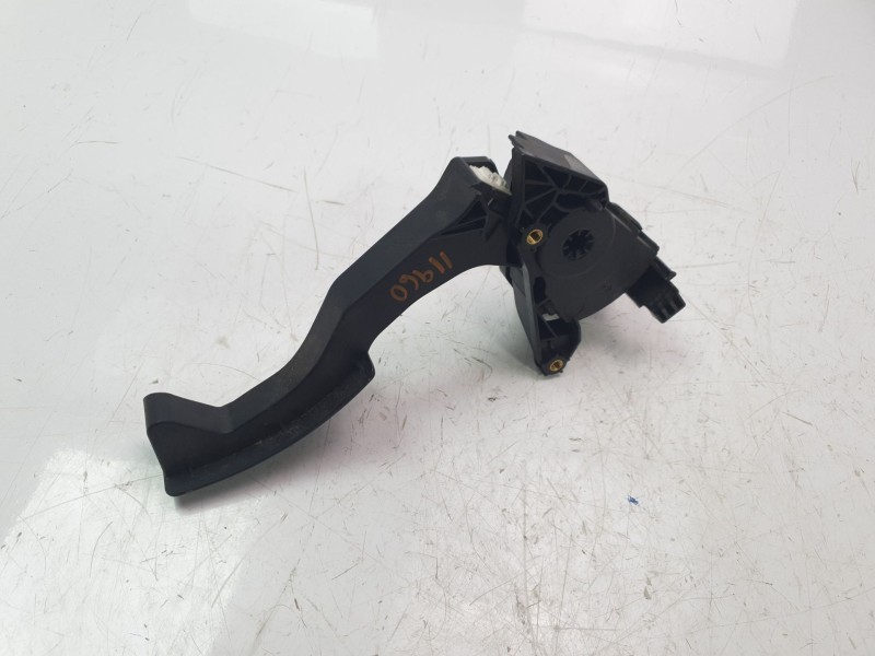 Recambio de potenciometro pedal para smart fortwo coupe electric drive / eq pull&bear (453.391) referencia OEM IAM A4532900800  