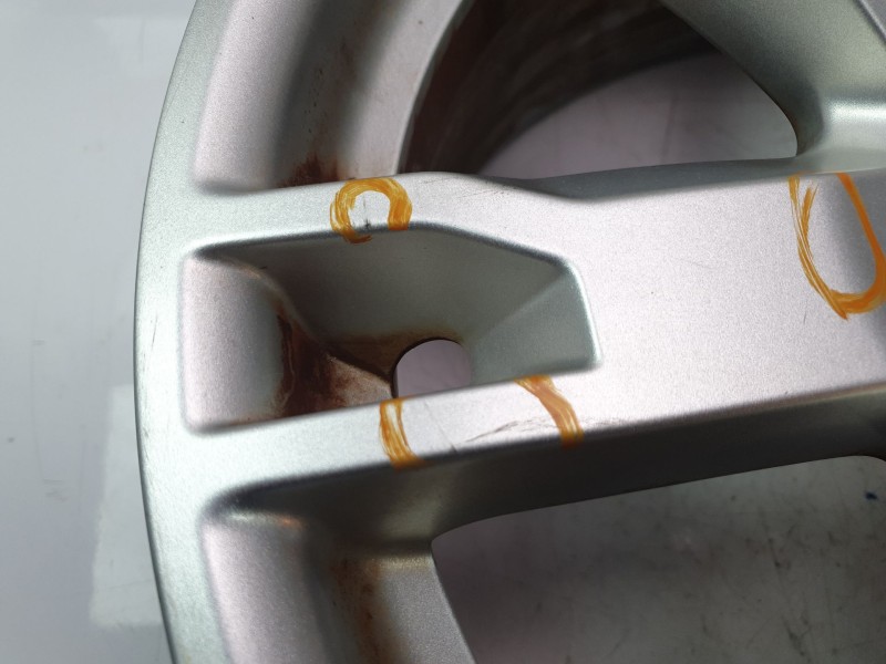 Recambio de llanta para land rover evoque hse dynamic referencia OEM IAM LR048431  