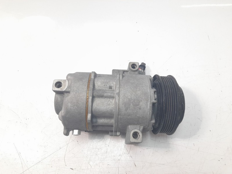 Recambio de compresor aire acondicionado para kia stonic (yb) 1.2 cvvt referencia OEM IAM 97701H8000  320186G , CAF820387HQ
