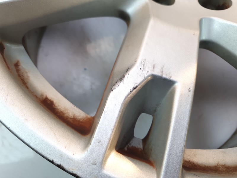 Recambio de llanta para land rover evoque hse dynamic referencia OEM IAM LR048431  