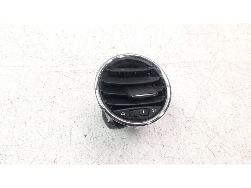 Recambio de aireador derecho para fiat nuova 500 (150) club referencia OEM IAM 735627419  