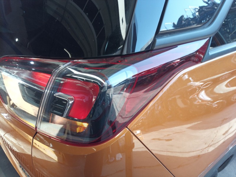 Recambio de piloto trasero derecho para opel crossland x / crossland (p17, p2qo) 1.2 (75) referencia OEM IAM   