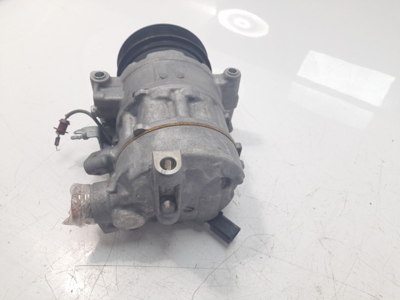 Recambio de compresor aire acondicionado para audi q5 (8rb) 2.0 tdi quattro referencia OEM IAM 8T0260805T  32892 , CAF760037