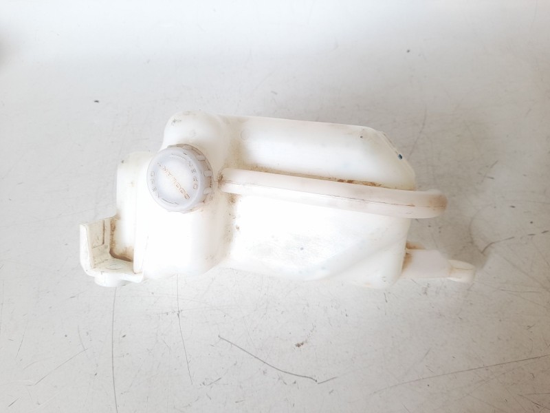 Recambio de deposito expansion para mitsubishi l 200 (kl0/kj0) basis doppelkabine 4wd referencia OEM IAM 1375A359  