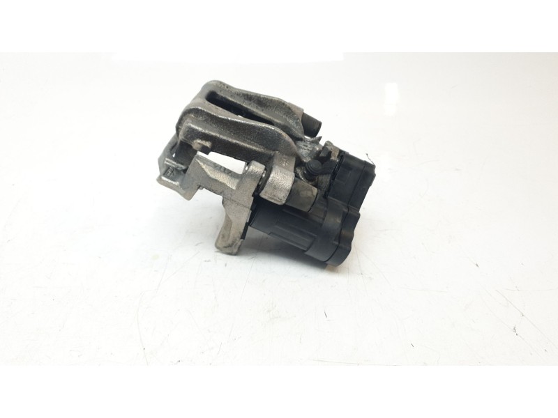 Recambio de pinza de freno trasera izquierda para skoda octavia lim. (nx3) ambition referencia OEM IAM 5WA615423  