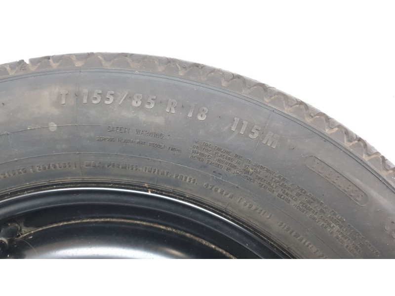 Recambio de neumatico repuesto para land rover evoque hse dynamic referencia OEM IAM 1558518  