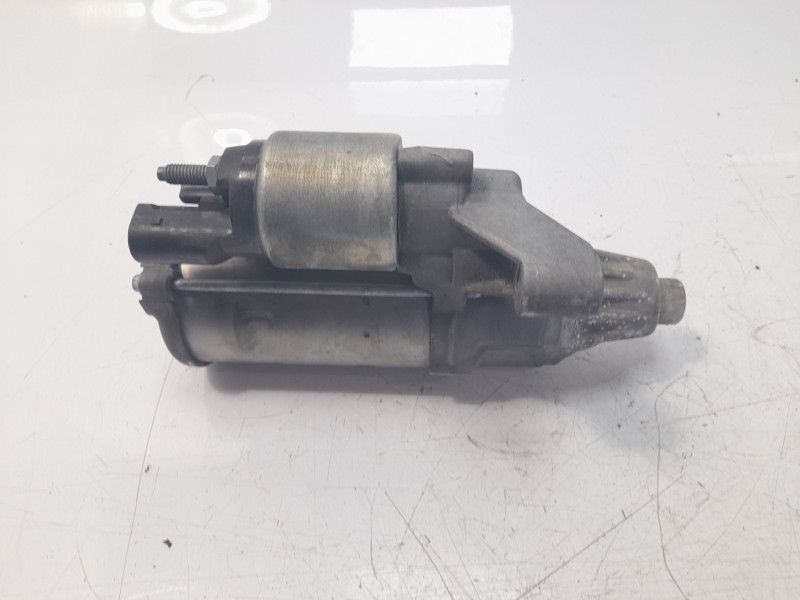 Recambio de motor arranque para audi a4 avant (8w5) básico referencia OEM IAM 04L911021B ARF530501 