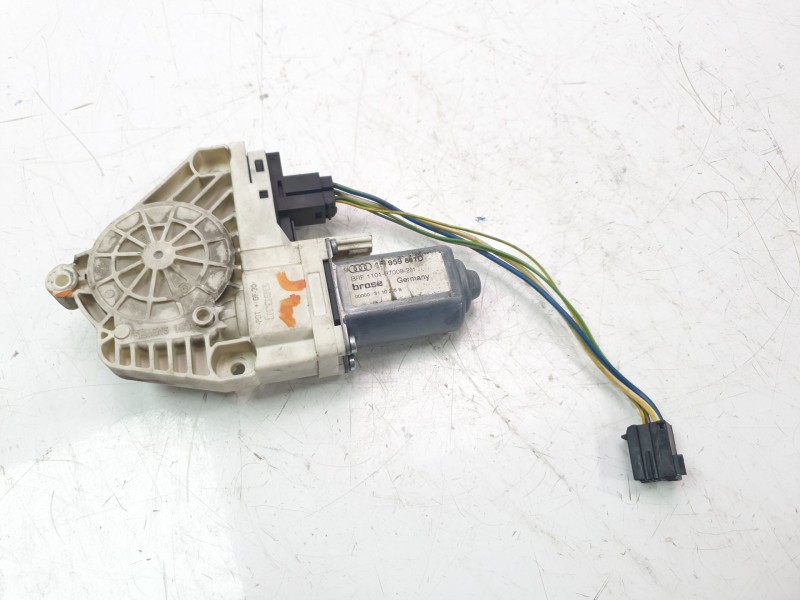 Recambio de motor elevalunas delantero izquierdo para audi a6 berlina (4f2) 3.0 tdi quattro (171kw) referencia OEM IAM 4F0959801