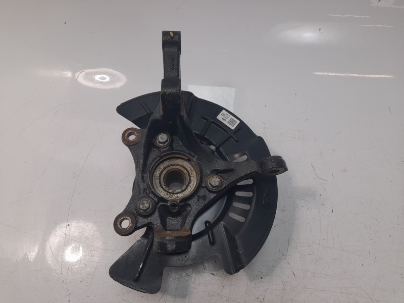 Recambio de mangueta delantera derecha para hyundai kona referencia OEM IAM 51701J9300  