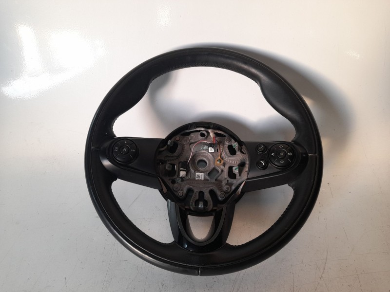 Recambio de volante para mini f56 1.5 12v referencia OEM IAM 623424300F  