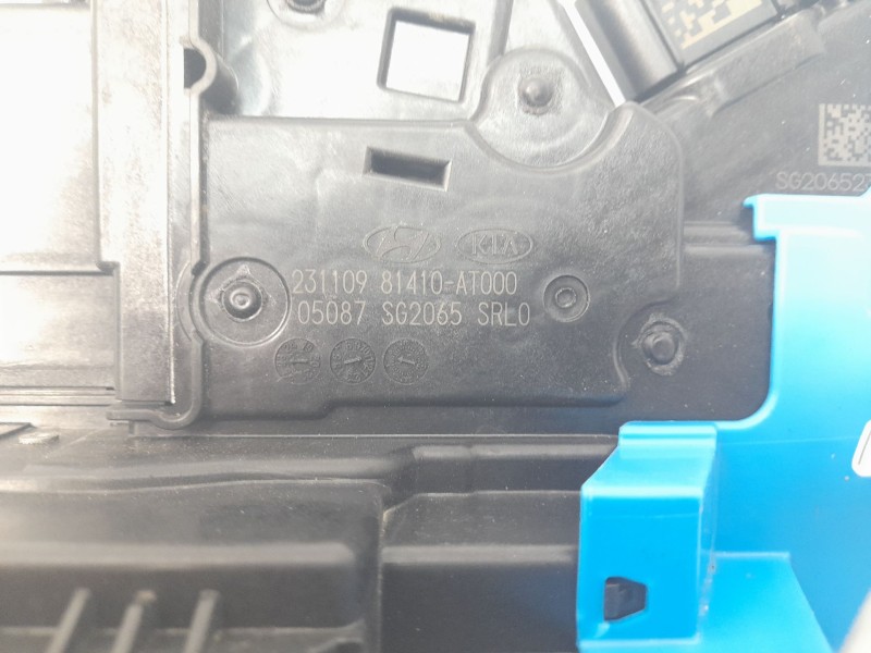 Recambio de cerradura puerta trasera izquierda para kia niro (sg2) hybrid concept referencia OEM IAM 81410AT020  