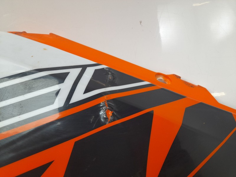 Recambio de carenado delantero izquierdo para ktm super adventure 1290 super adventure s referencia OEM IAM 67908050020EBA  