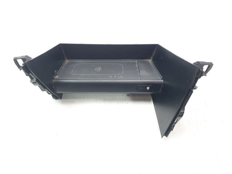 Recambio de cargador movil para kia ceed 1.0 tgdi cat referencia OEM IAM 95560J7000  