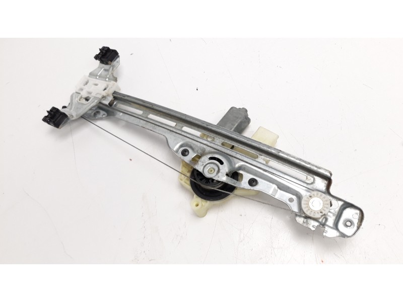 Recambio de elevalunas trasero derecho para peugeot 308 style referencia OEM IAM 9816273480  