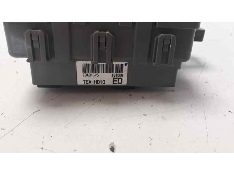 Recambio de caja reles / fusibles para honda civic lim.4 (fc) 1.5 vtec cat referencia OEM IAM E0A01GP5  