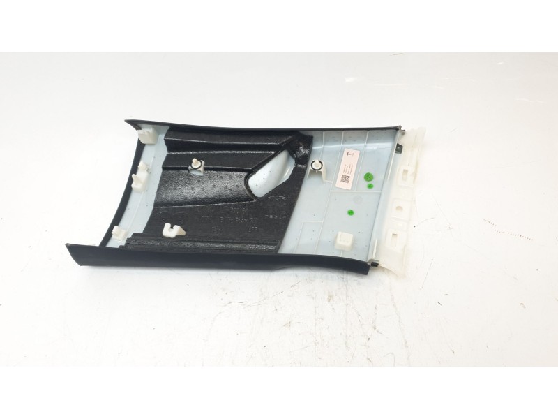 Recambio de moldura para tesla model 3 (5yj3) ev awd referencia OEM IAM 173177310E  