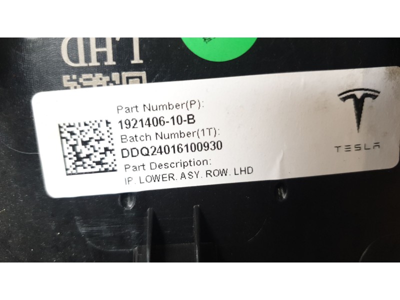 Recambio de moldura para tesla model 3 (5yj3) ev awd referencia OEM IAM 192140610B  