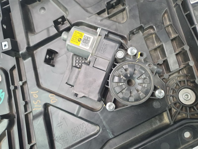 Recambio de elevalunas delantero derecho para kia ceed 1.0 tgdi cat referencia OEM IAM 82481J7000  