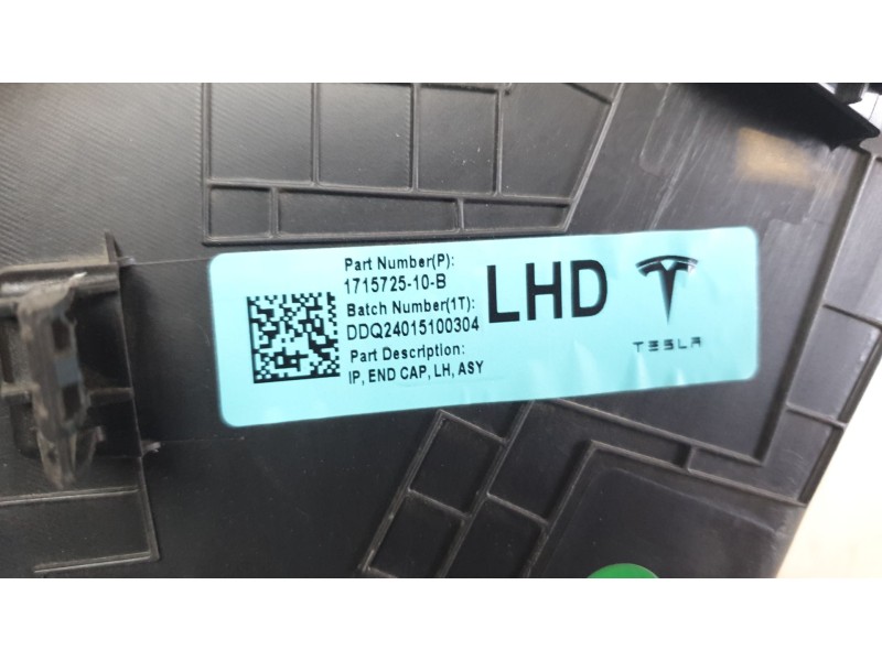Recambio de moldura para tesla model 3 (5yj3) ev awd referencia OEM IAM 171572510B  