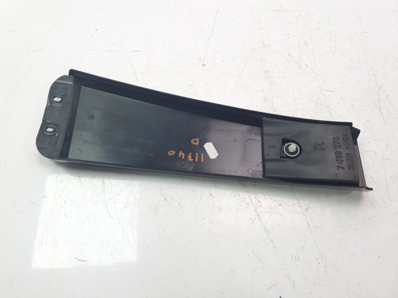 Recambio de moldura para mini f56 1.5 12v referencia OEM IAM 7322518  