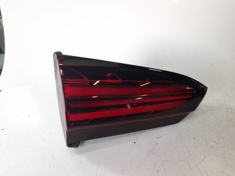 Recambio de piloto trasero izquierdo interior para mg mg hs (as23) 1.5 t (sas23) referencia OEM IAM 10823345  