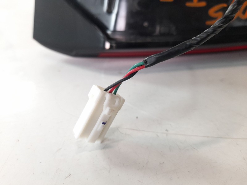 Recambio de piloto trasero izquierdo interior para mg mg hs (as23) 1.5 t (sas23) referencia OEM IAM 10823345  