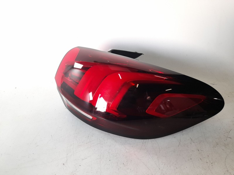 Recambio de piloto trasero derecho para mg mg hs (as23) 1.5 t (sas23) referencia OEM IAM 10823344  