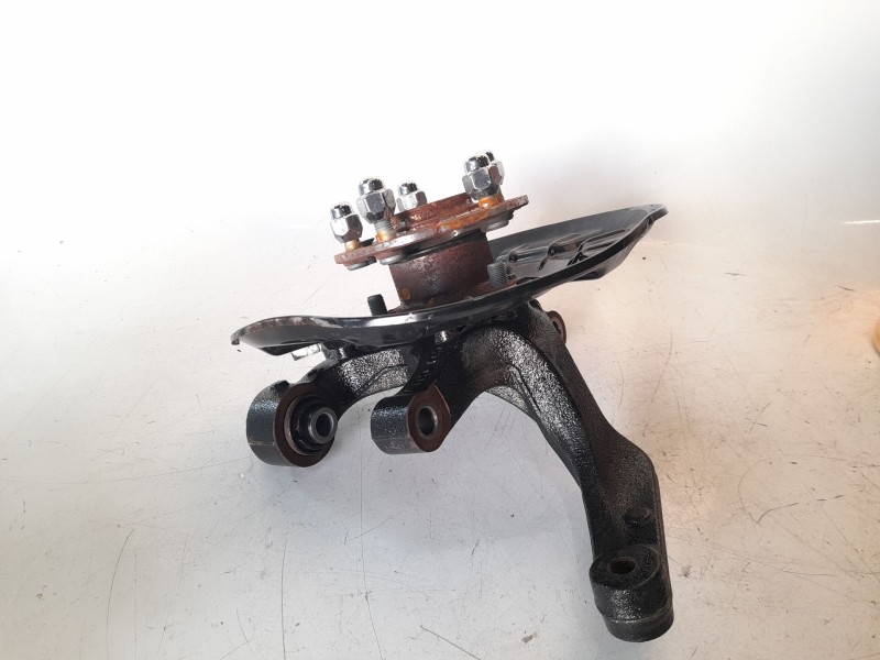 Recambio de mangueta trasera derecha para kia xceed drive referencia OEM IAM 52701J7DA0  