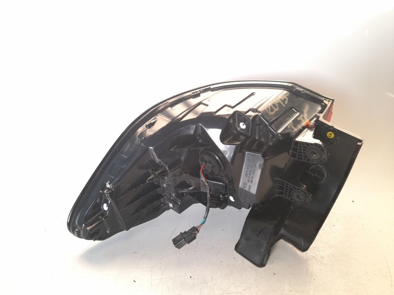 Recambio de piloto trasero izquierdo para mg mg hs (as23) 1.5 t (sas23) referencia OEM IAM 10823343  