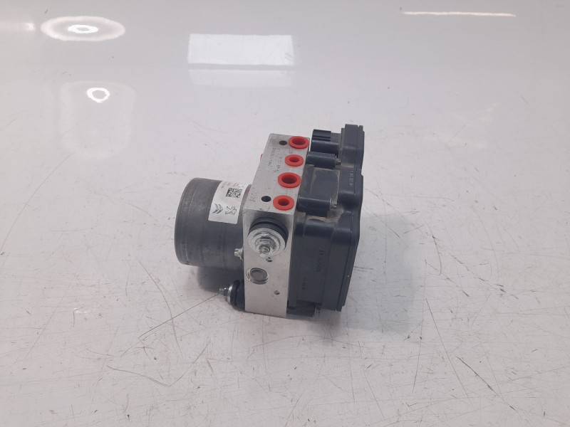 Recambio de abs para peugeot 3008 allure referencia OEM IAM 9841523480  